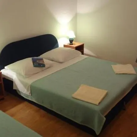 Holiday In Tribunj With Balcony, Air Conditioning, W-lan 5042-4 *