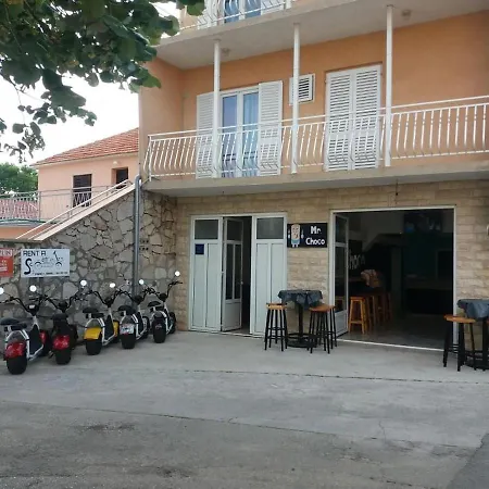 Apartment Holiday In Tribunj With Balcony, Air Conditioning, W-lan 5042-4 Tribunj (Sibenik-Knin)